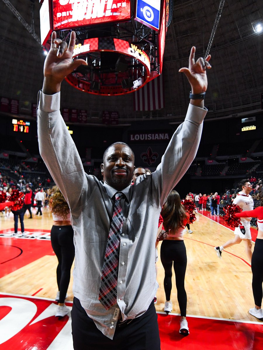 Benjamin Massey tweet media