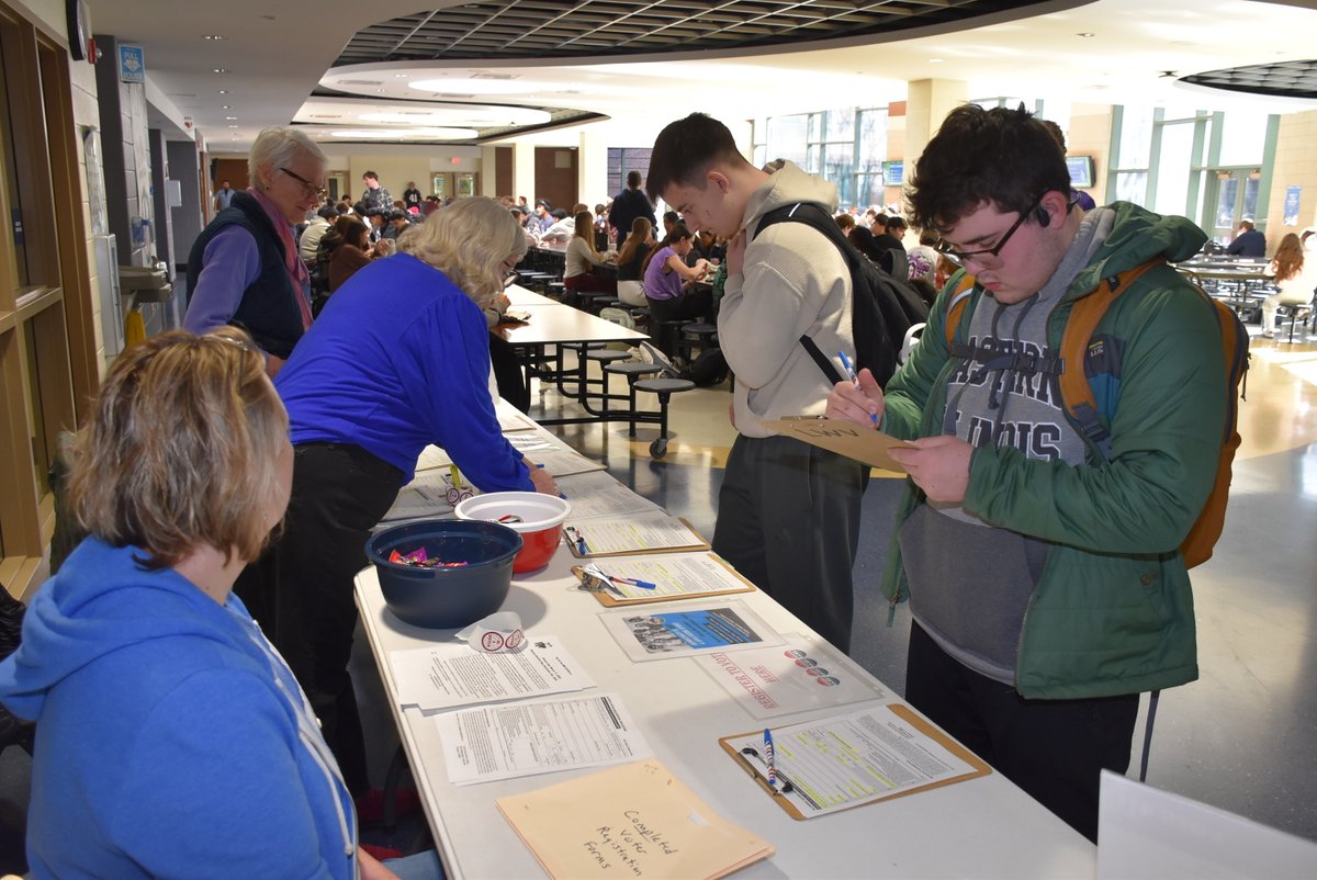 Lyons Township High School District 204 tweet media