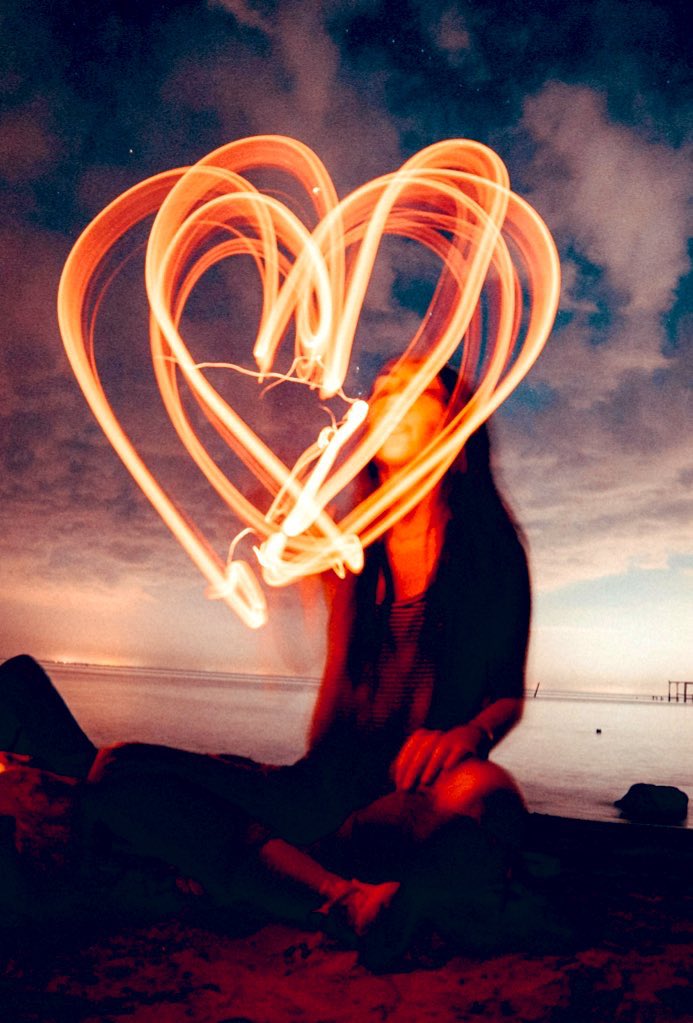 MyPowertalk's tweet image. Good Wednesday! 

Here’s s quick reminder
of your greatest power:

You have been granted free will
so you can choose:
what you think,
what you feel,
what you do. 

✨Think creative thoughts.
✨Appreciate more.
✨Do good.
✨Love.

#ShineOn✨