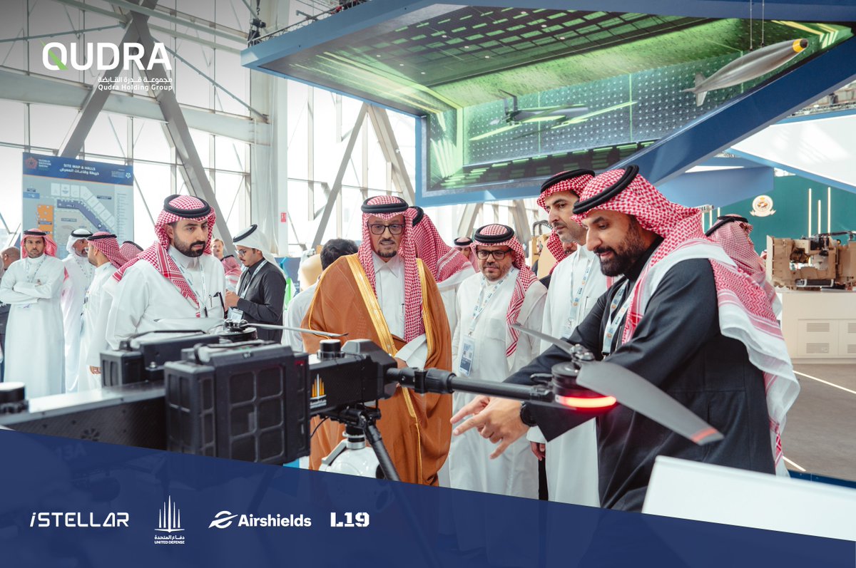 QudraHolding's tweet photo. ضمن أعمال معرض الدفاع العالمي 2026، تشرفت مجموعة قدرة القابضة بزيارة سعادة وكيل وزارة الداخلية للقدرات الأمنية، حيث جرى استعراض منظومة متكاملة من الحلول الذكية والتقنيات المتقدمة التي تسهم في رفع مستوى التكامل الأمني ودعم العمليات الميدانية وفق أعلى المعايير.

#مستقبل_التكامل_الدفاعي
#WDS2026