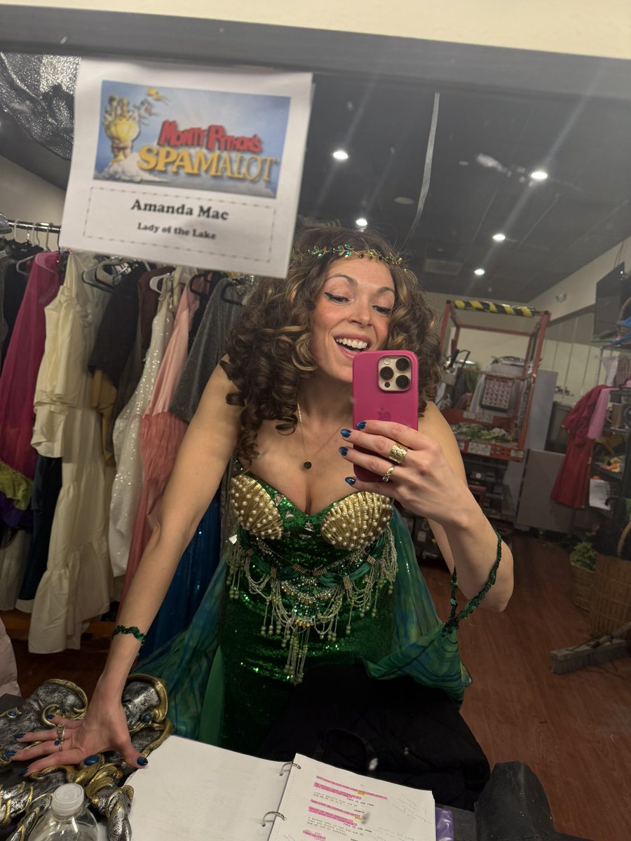 Amanda Mac tweet media