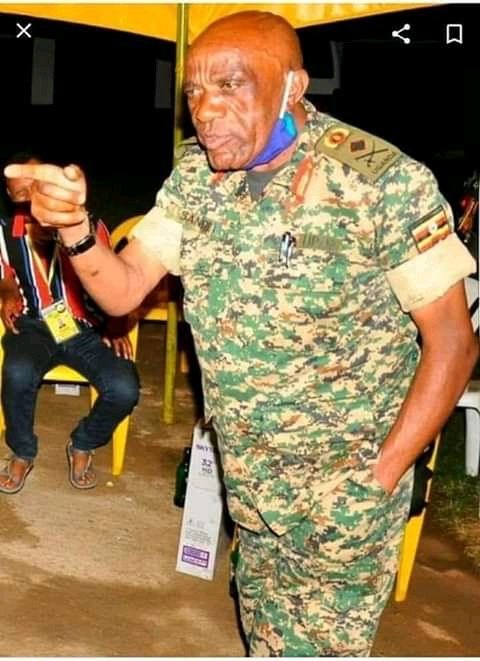 SsemujjuNganda1's tweet photo. I am saddened to learn about the demise of Gen. Sande who died on his way to attend the burial of his comrade. We've lost Sande at a time when the country needed him the most and his death should remind us that even with guns, you can still fail to catch a breath! https://t.co/Wng0TImIcI