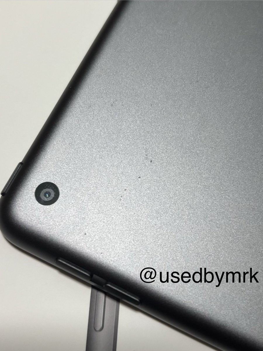 usedbymrk's tweet photo. Ipad Gen 9 Wifi 64gb
มีตำหนิเคสกัดด้านหลังนิดหน่อย
มีกล่อง อปก.มีหัวชาร์จ ขาดสายชาร์จ
✨✨4,500฿ ✨✨
ขอดูรูปเพิ่มเติมได้ค่า
นัดรับฟิวเจอร์ แถวรังสิต ตามแนว BTS ได้หมดเลยค้าบ

#ส่งต่อไอแพด #ไอแพด #ipadมือสอง https://t.co/JlgJ63tipT