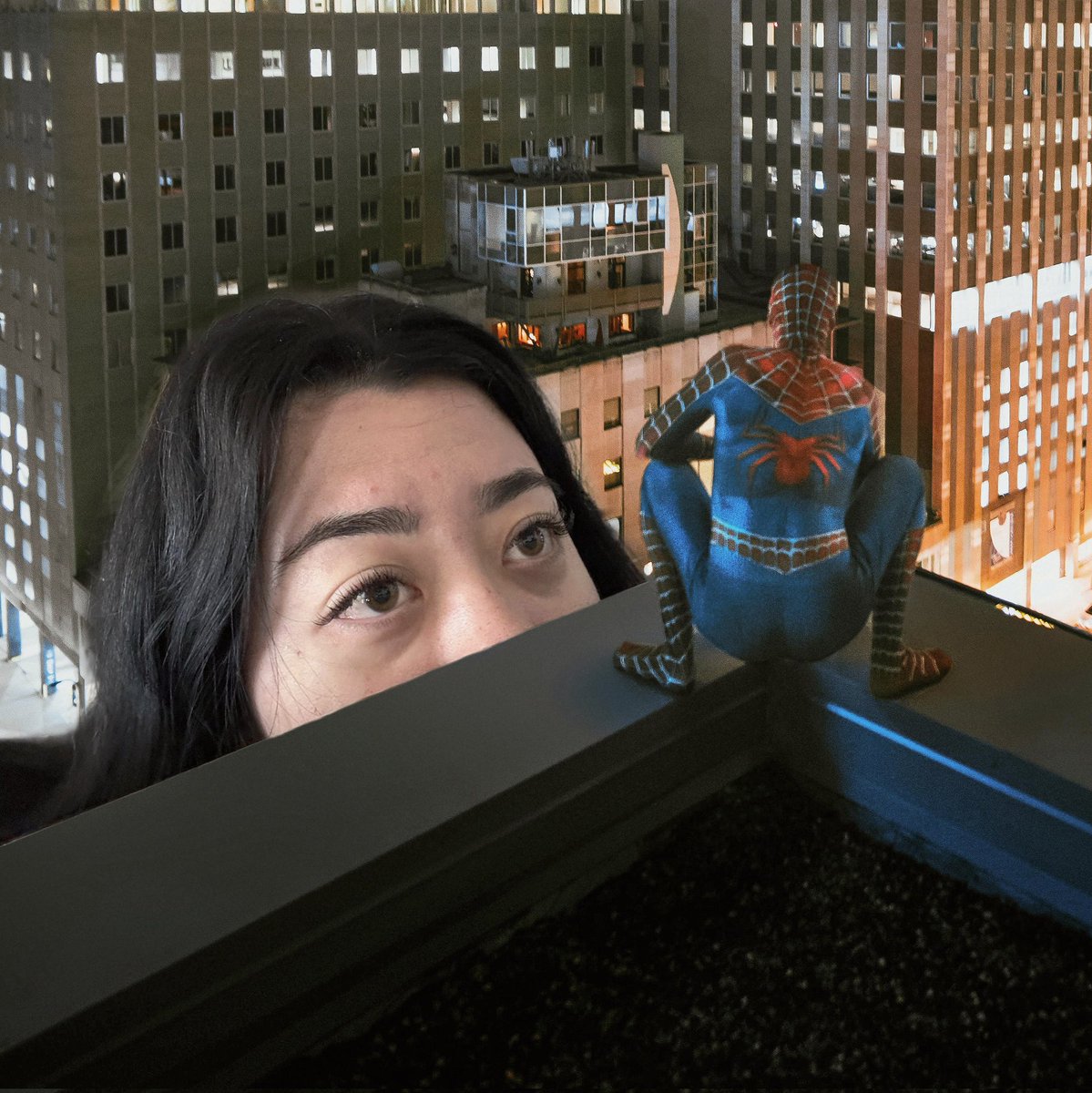 Badgerontheroof's tweet photo. It's @tallwasian vs spiderman 💥#giantess https://t.co/bXy01mZfMN