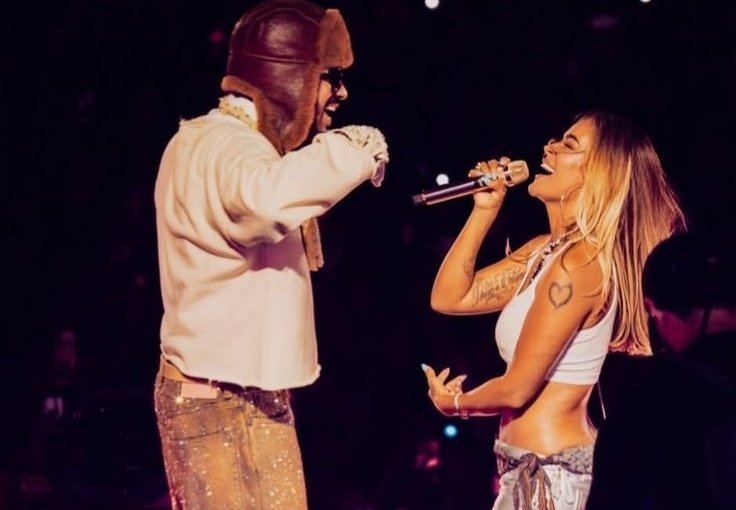 🫧💭 jihyo latina en bbl!!

👤: “hola jihyo ¿necesitas música nueva? ¿puedo recomendarte a young miko y karol g?”

jihyo: “me gusta karol g también, pero últimamente estoy muy metida con bad bunny, el super bowl fue taaaaan genial…acabo de terminar de ver (de nuevo) el show de