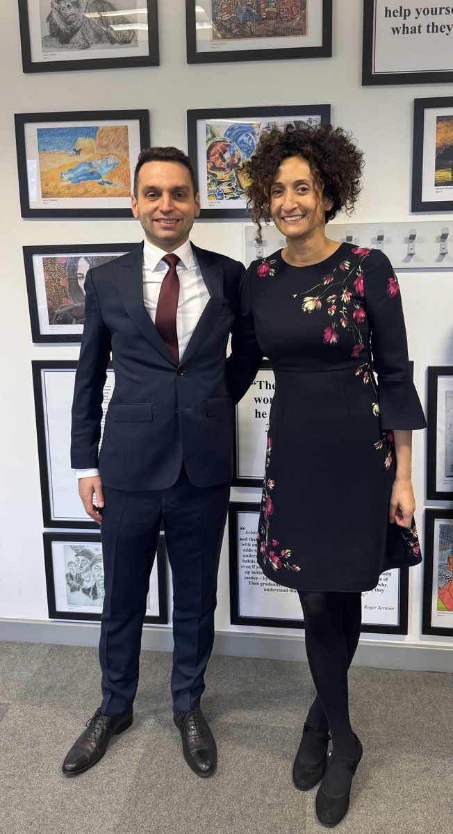 Lovely visit from ⁦<a href="/KonstantinKisin/">Konstantin Kisin</a>⁩ today who spoke to staff! 

I told him, as I regularly tell you, Britain’s future is in the hands of our schools. 🙏