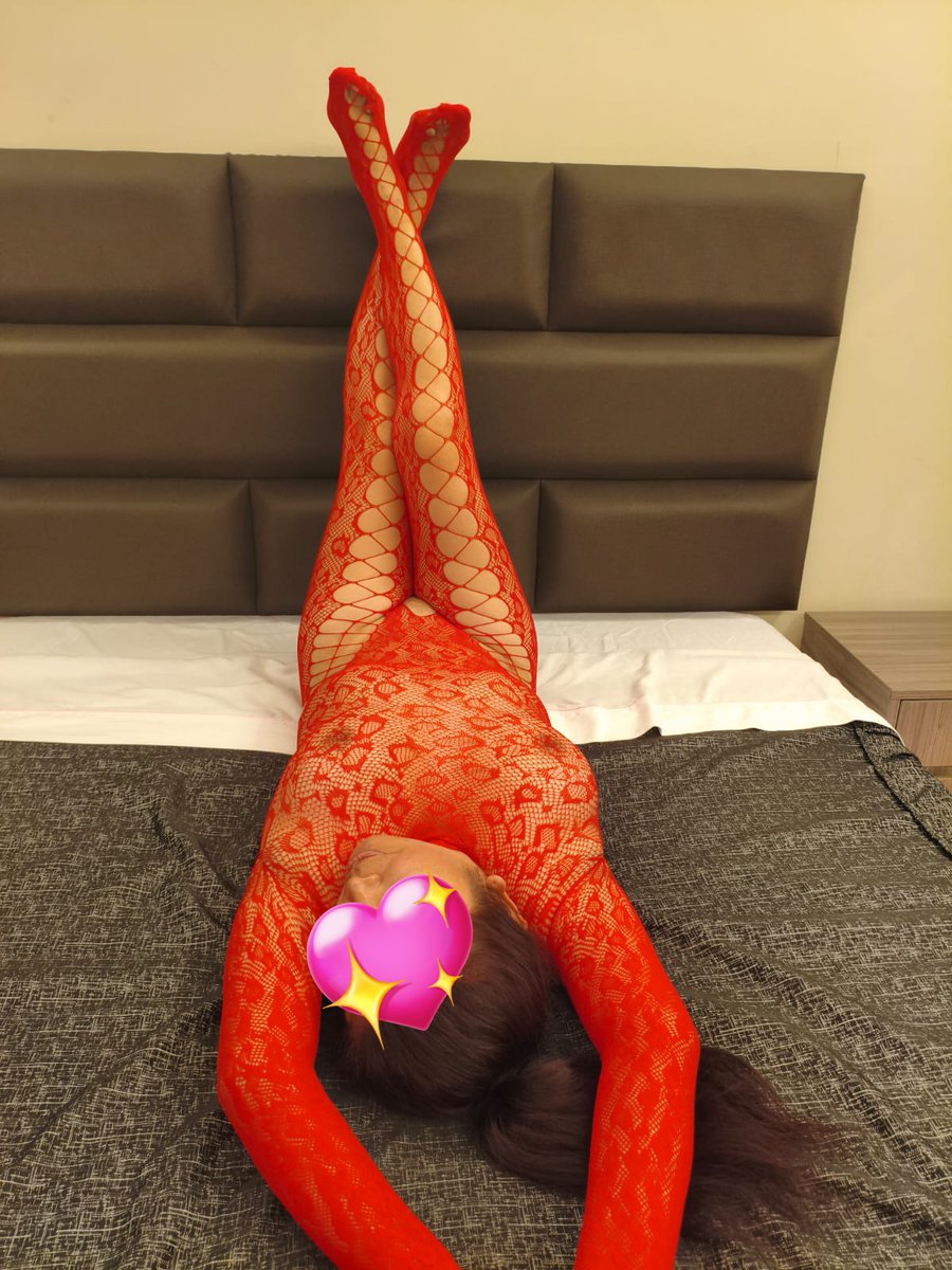 Excelente Miércoles mis amores 😘
Este fin de semana se celebra el día del amor y la amistad 💜🔥
 Sesión de fotos con mi hermoso regalo, cuando te hacen una bella propuesta un single que está en mi Telegram VIP todo surge rico 🔥🔥
#mujerliberal #salidas