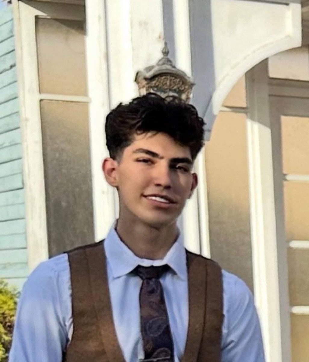 🚨 URGENT:
18-year-old #ShervinBagherian is at imminent risk of execution in . He has been sentenced to death on fabricated murder charges after a sham trial. We must be his voice before it’s too late.🚨
#IranMassacre 
#IranRevolution2026