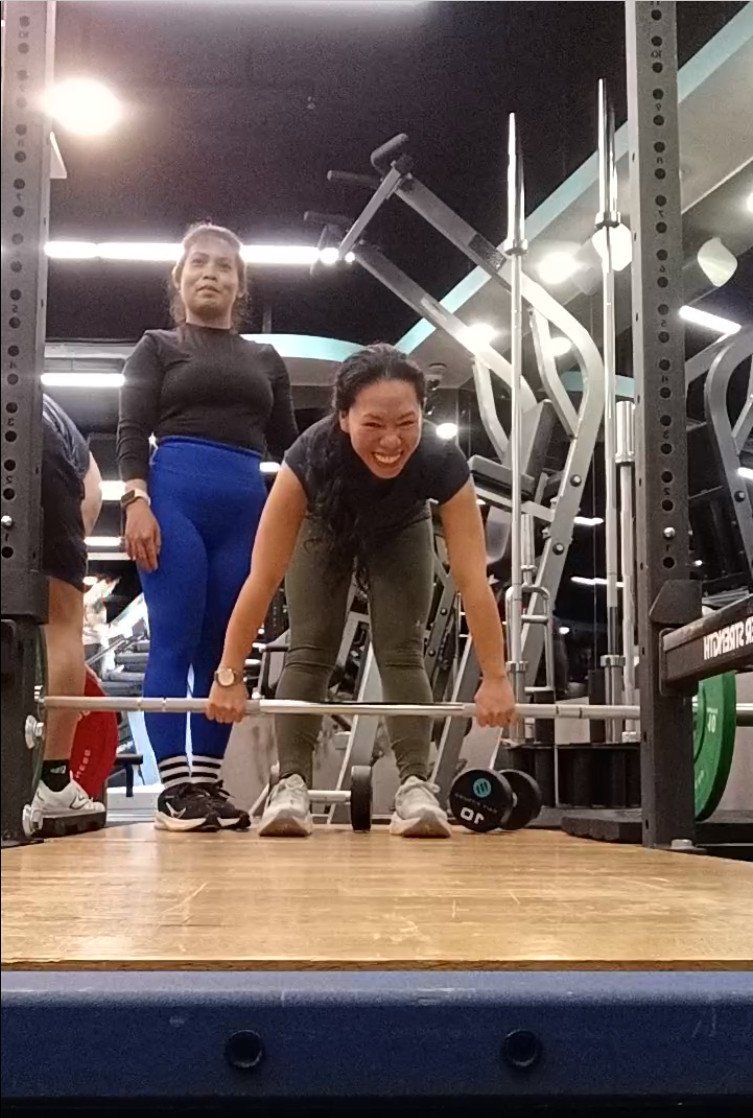 GenQuimba's tweet photo. Gym? Cardio? Jogging? I Love it! 🏃‍♀️
But weight lifting? 🏋️‍♀️ My friend dragged me to her studio and… nope, not my vibe at all, hehe! I’ll stick to running and jumping around. 😂
Who else is Team Cardio over Team Heavy Weights?
#Fitness #GymLife #WeightLifting #CardioLover https://t.co/EMrzYHMwjo