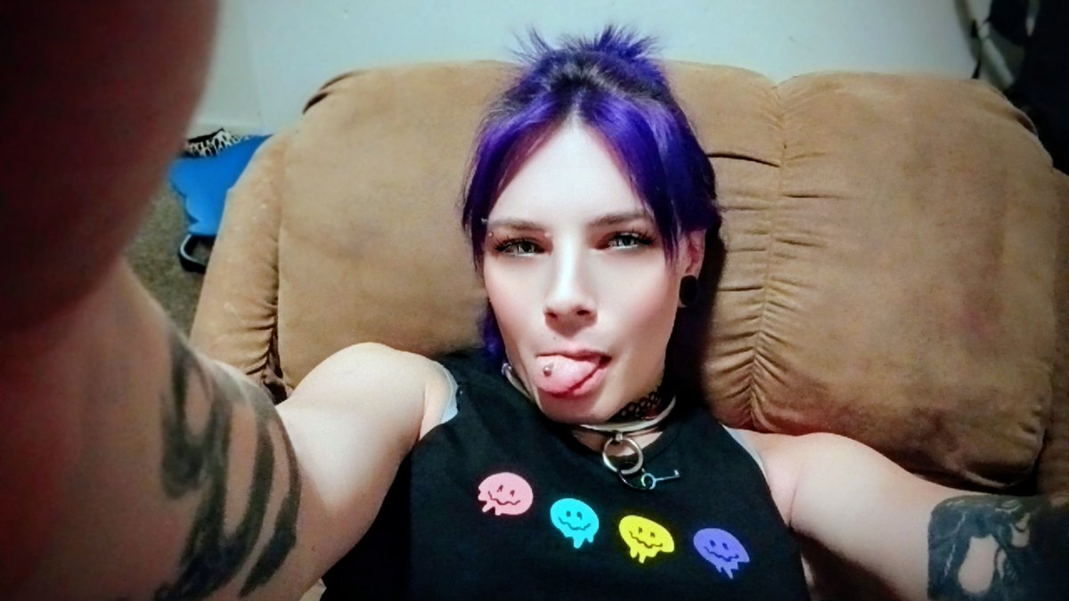 Kira_Morrigan's tweet photo. Comments, 💜s, and Rts are greatly appreciated 🩵🩷🤍🩷🩵 https://t.co/IuoFjj6YRV https://t.co/vCwrgCqiYj