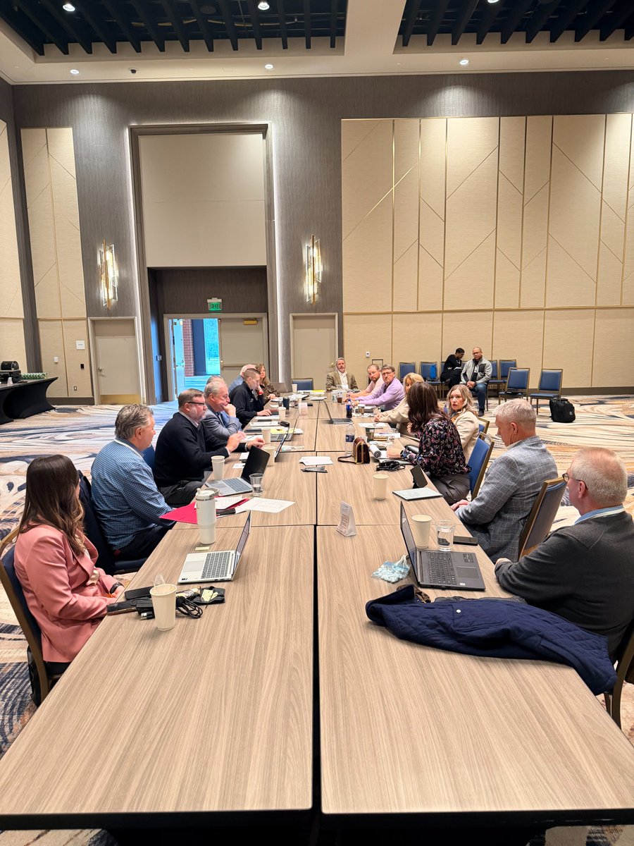 ACMESAHME's tweet photo. ACMESA Board meeting today!

ACMESA board meets in person at least twice a year and is dedicated to the 5 states we represent! Our efforts now include GA, TN, NC, VA and WV. https://t.co/hH8QSpnUsY