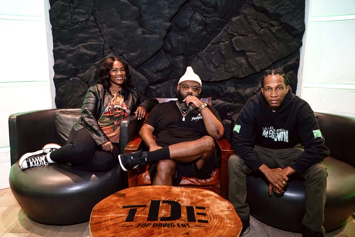 The Beautiful Monster tweet media