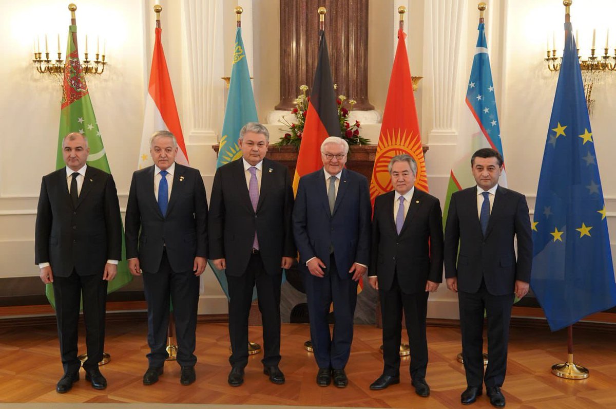 At the Central Asia+Germany meeting, FM Yermek Kosherbayev <a href="/MFA_KZ/">MFA Kazakhstan 🇰🇿</a> noted that #Kazakhstan aims to be a strong partner for Europe in diversifying economic ties, creating new growth drivers, and advancing the green transition across energy, industry, transport, and digitalization.