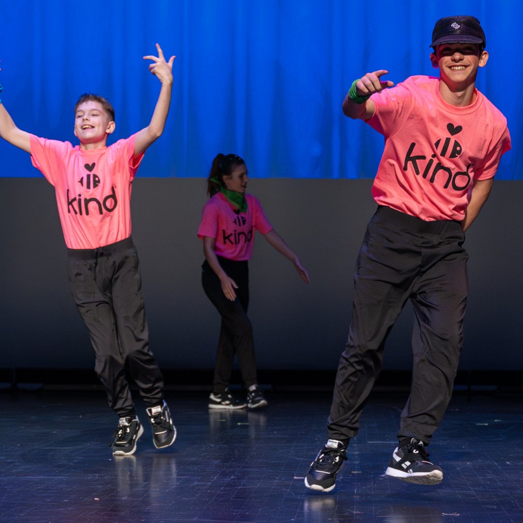 More than a show.
More than a message.

✔ 20%+ drop in bullying behavior
✔ Stronger campuses
✔ Higher test scores

Use your AZ Tax Credit to bring THE BE KIND CREW to more schools.
Donate: na2.hubs.ly/H03CqKh0

#AZTaxCredit #BeKindPeopleProject #BeKind