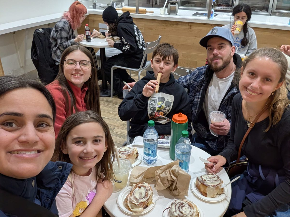 studyinniagara's tweet photo. We recently welcomed our annual group of students from Brazil! Take a little peek at some of the things they have done so far while here in Canada! 🍁

#brazil #canada #student #international #study #school #niagara #niagarafalls #highschool https://t.co/wL5jPmM6Hf
