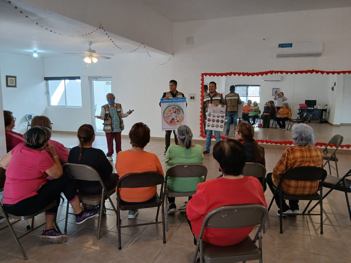 ds02caborca's tweet photo. Hoy miércoles, personal operativo del DS02 visitó INAPAM Caborca para impartir plática sobre Alimentación Saludable y brindar recomendaciones sobre prevención de enfermedades respiratorias y Sarampión en adultos mayores. https://t.co/h0SEFBK0Jt
