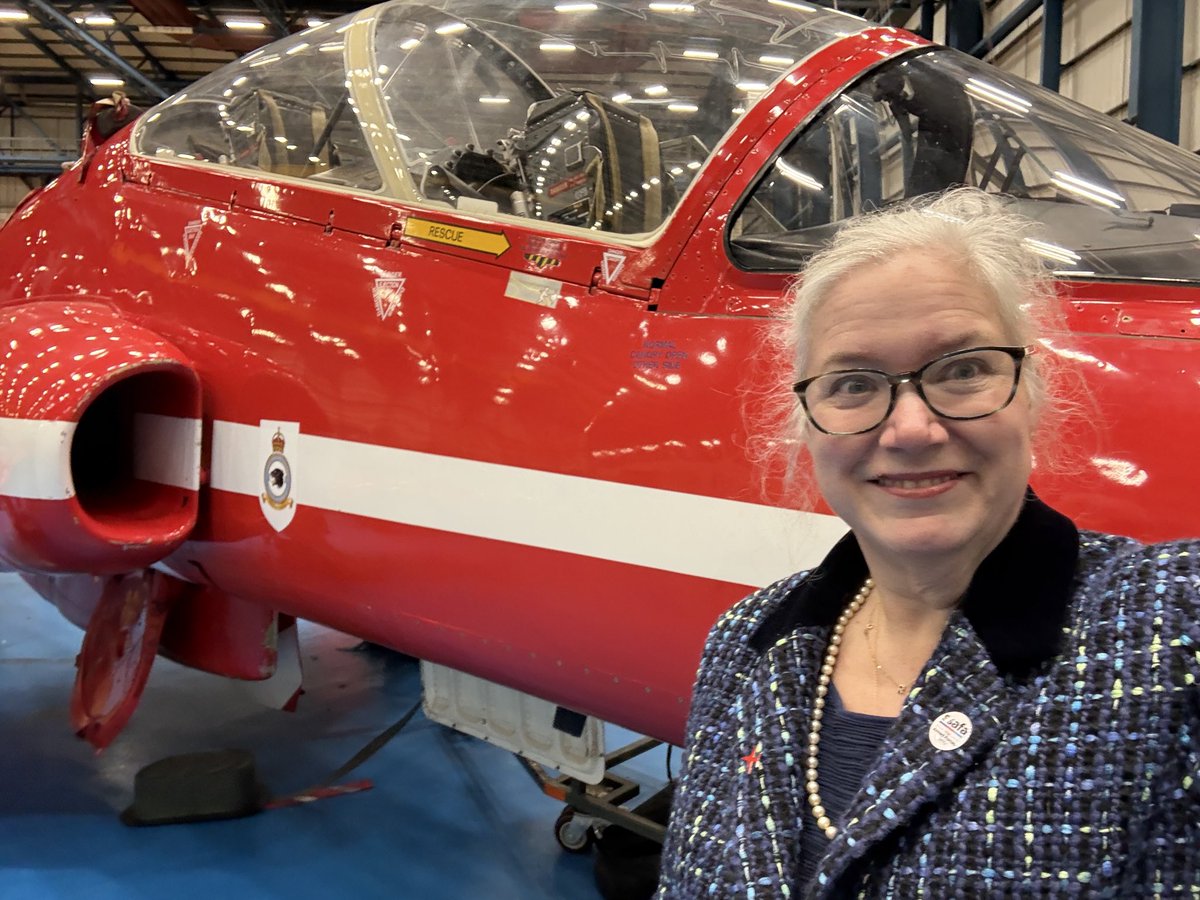 AlexAshWalms's tweet photo. A splendid few days with @SSAFA learning about what we do to support serving military - and hanging out with the @rafredarrows! @univofstandrews #ForeverSaints #EvertoExcel #Alex4chancellor #VoteAlex #VoteLadyW https://t.co/qBkPPmJWBg