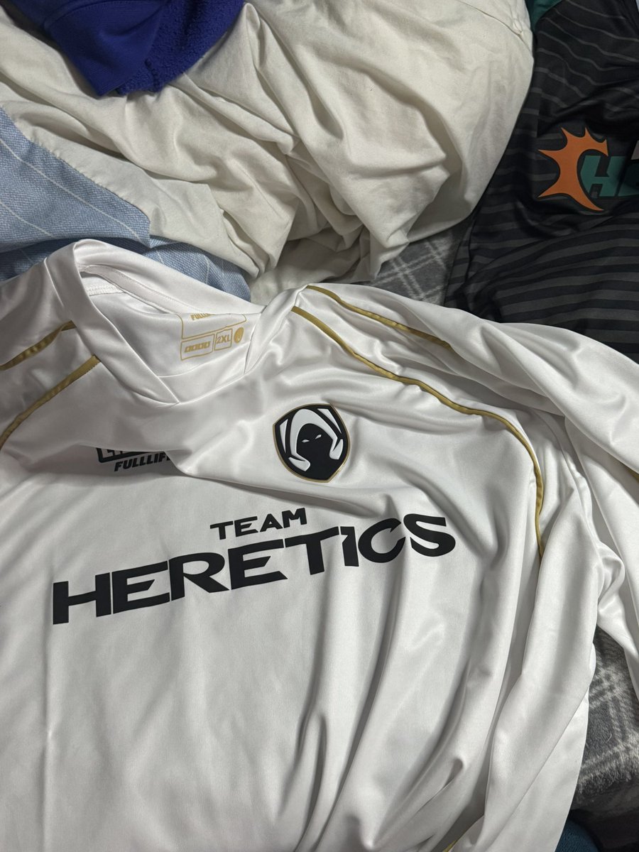 UI LuisJa tweet media