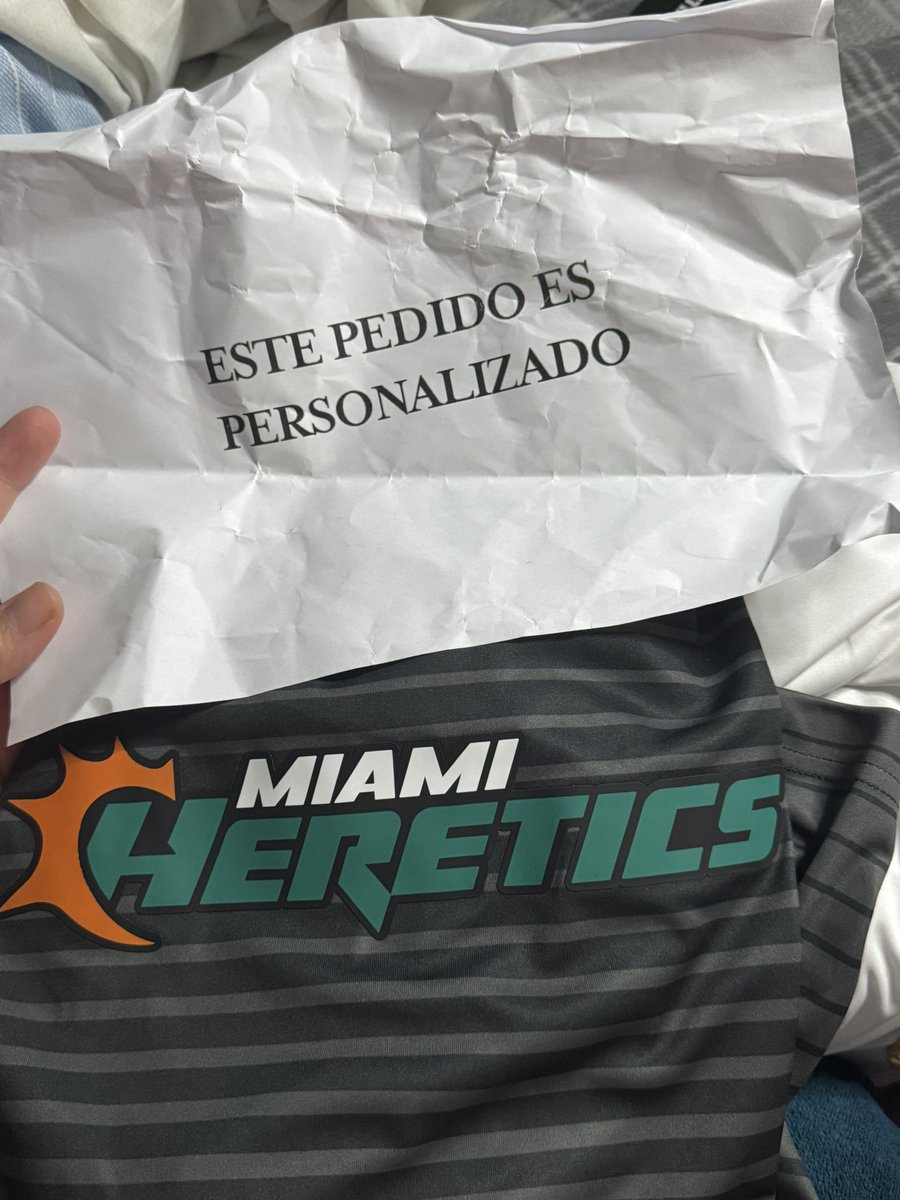 UI LuisJa tweet media