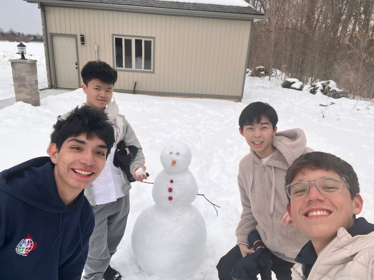 studyinniagara's tweet photo. We are so blessed to have so many friends and colleagues in so many different countries... Including Taiwan! Our Taiwanese friends visiting us for a short but eventful visit are having a blast! 🍁

#taiwan #canada #student #international #study #school #niagara #niagarafalls https://t.co/1zqK6BcD7J