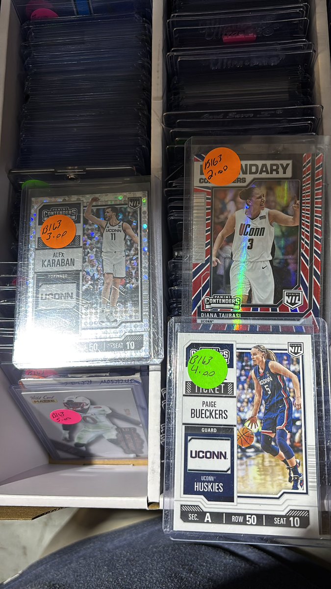 A little UConn card shopping