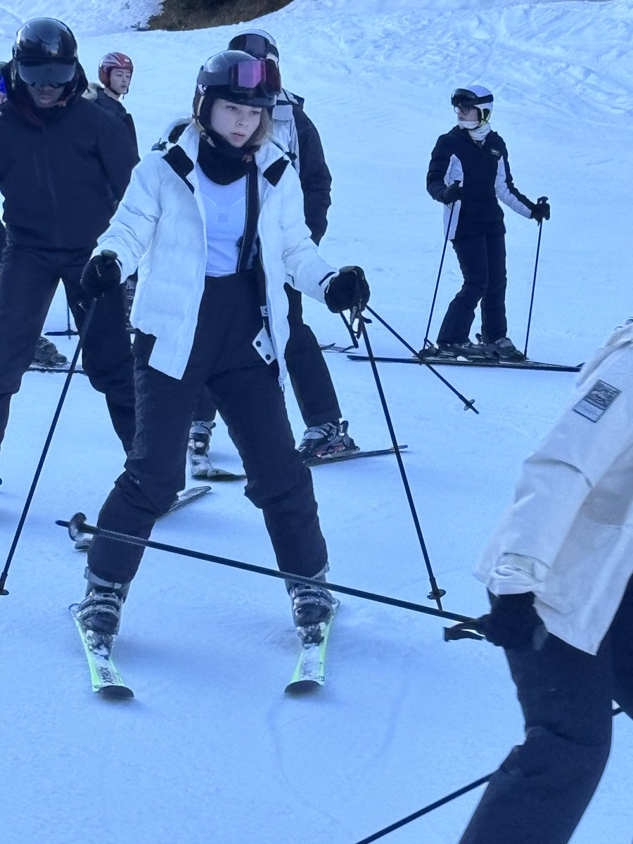 Skiing day 3 pt 2 Image