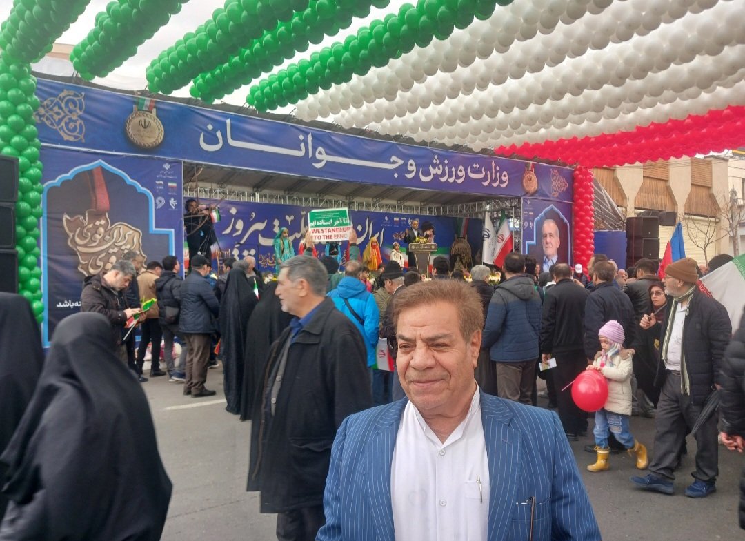 یک
     ایران
            آمد
                یکصدا
                         مرگبر
                                  آمریکا
                         مرگبر
                اسرائیل
           زنده
        باد
مقاومت
درودبرولی نعمتان
مردم شایسته وتمدن سازایران درحرم مقاومت