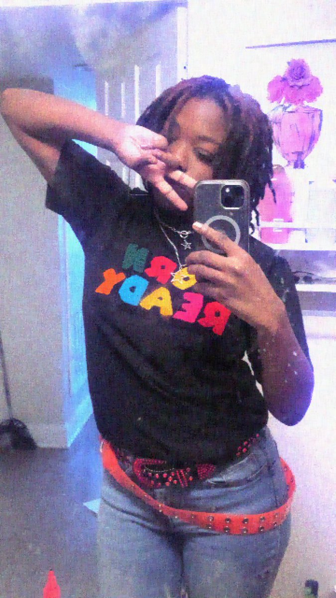 LadyG🦄💕 tweet media