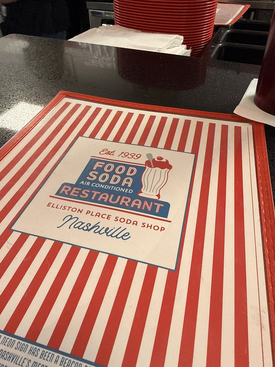 jwq14's tweet image. Nashville staple! The pork chops were 🔥. No sign of the 🐺, Silo, or Sock Distributor. #TG