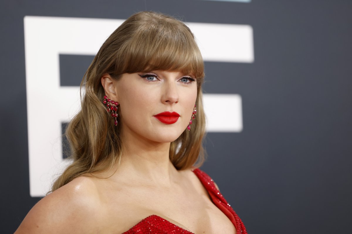 A woman who needs no introduction. 

See where Taylor Swift landed on the #Forbes250 America's Greatest Innovators list: forbes.com/sites/alexknap… (Photo: Frazer Harrison/Getty Images)