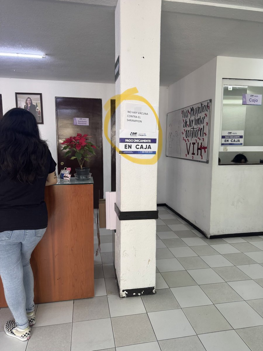 Daniel_Meza_M's tweet photo. ⁦⁦@CarlosLoret⁩ ⁦@GobAtizapan⁩ ⁦⁦@Edomex⁩ ⁦@GobiernoMX⁩ ⁦@Reforma⁩  Que hay más de 20 millones de vacunas  contra sarampión, en Atizapán de Zaragoza en el EDOMEX en las oficinas del DIF NO LA TIENEN. Increíble la incapacidad de distribuirla https://t.co/lkpCdh6OfD