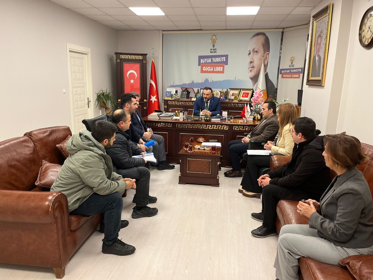 İl Sağlık Politikaları Başkan Yardımcımız Esat Kalay ve Akın Akyüz başkanlarımız ile birlikte ilçemizi ziyarete gelen Kamuda Çalışan İşçiler Derneği İstanbul il temsilcisi Emre Tulum ve yönetim kuruluna nazik ziyaretlerinden ötürü teşekkür ederim