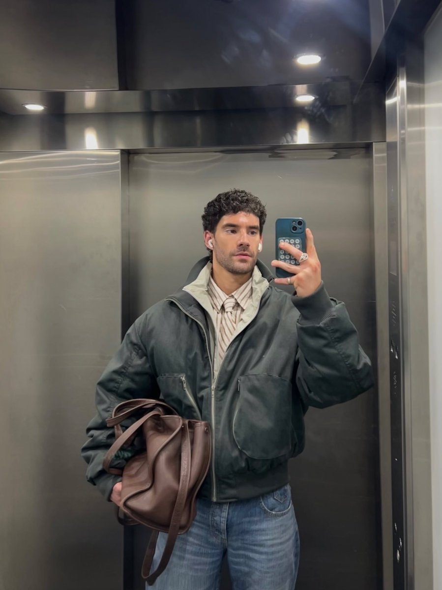 jono 🦋 tweet media