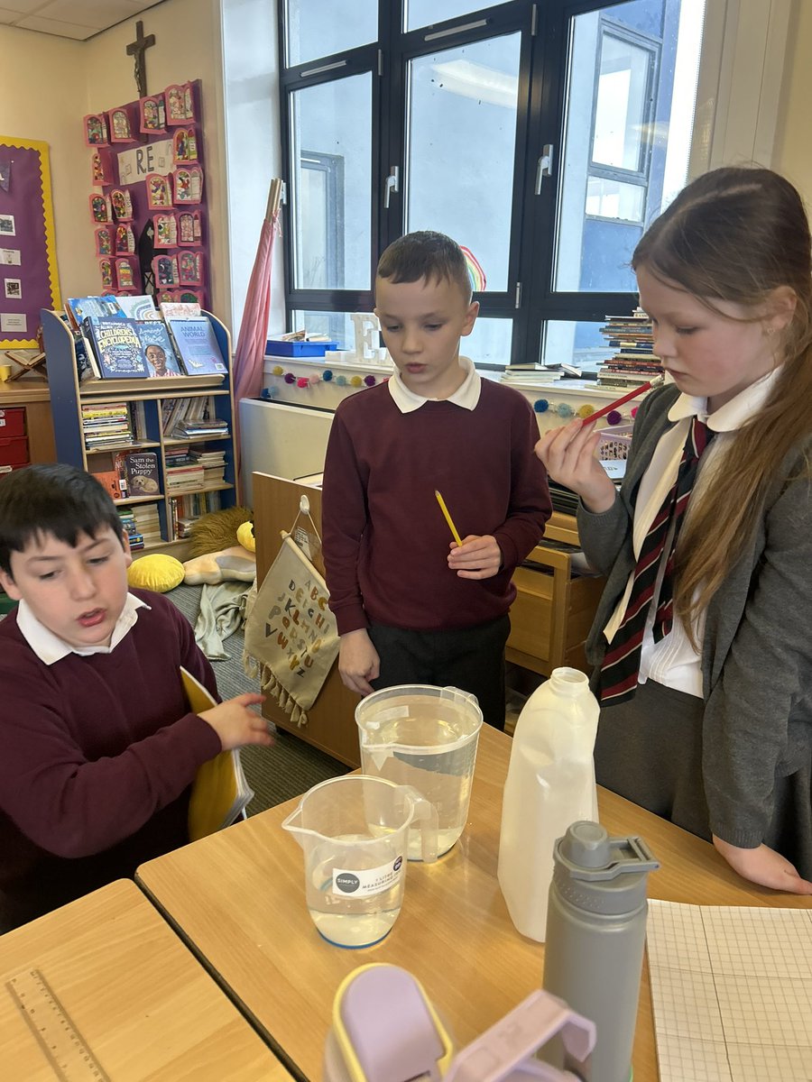 StMichaelsp54's tweet photo. Fantastic teamwork and problem-solving skills on show today from P5/4 when converting millilitres into litres 👏🧠 https://t.co/5wHntYnPe0