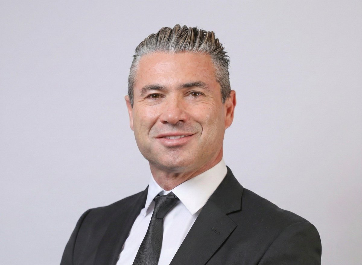 قورجس tweet media