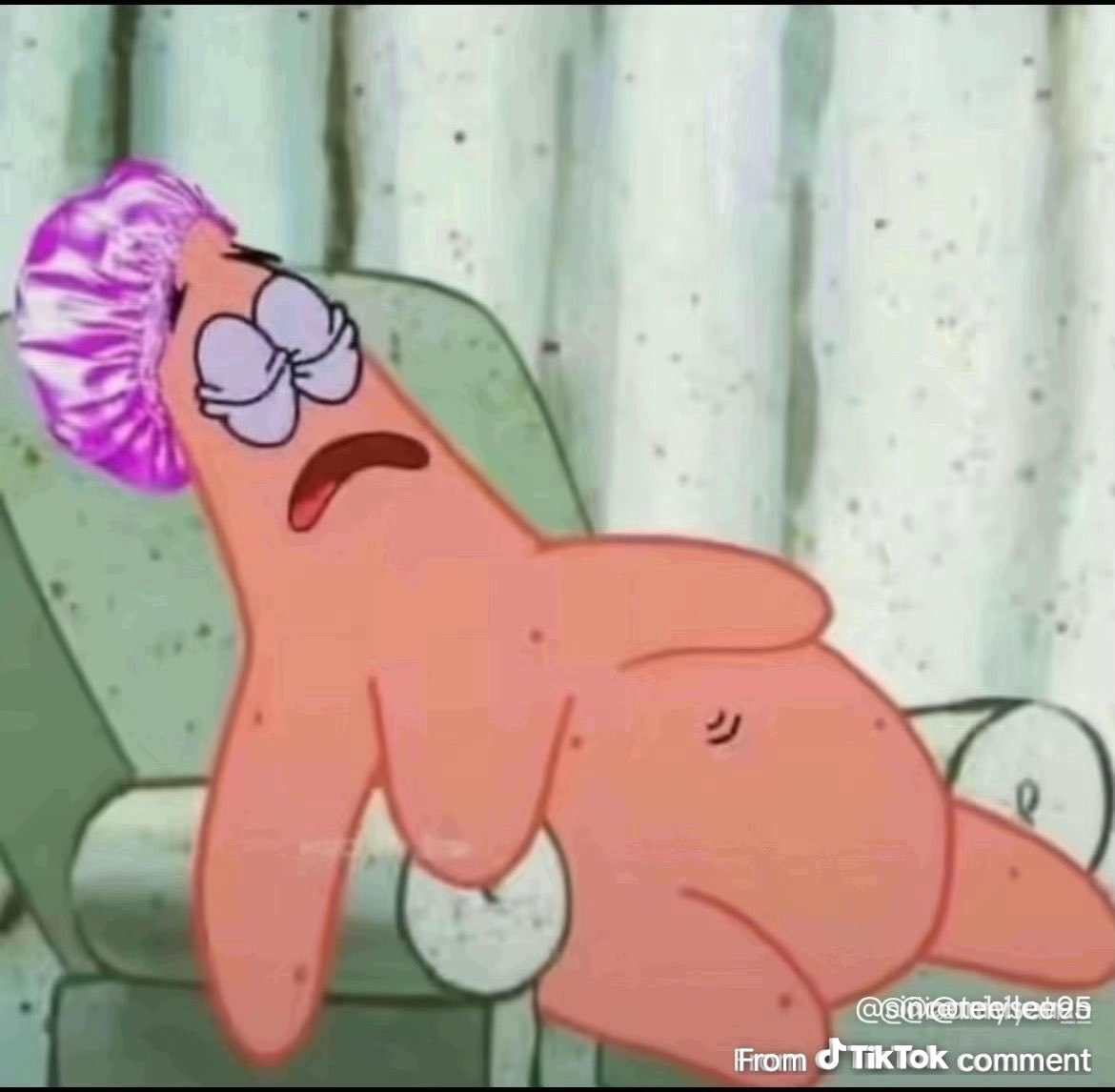 BiG_CoCo_'s tweet image. See once I get home and that bra come off…chileeeeeee #issawrap