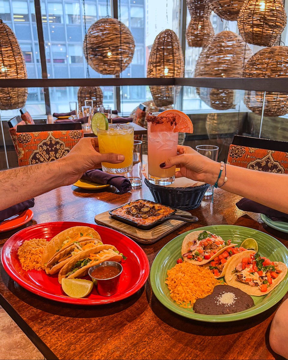 Dos Caminos tweet media