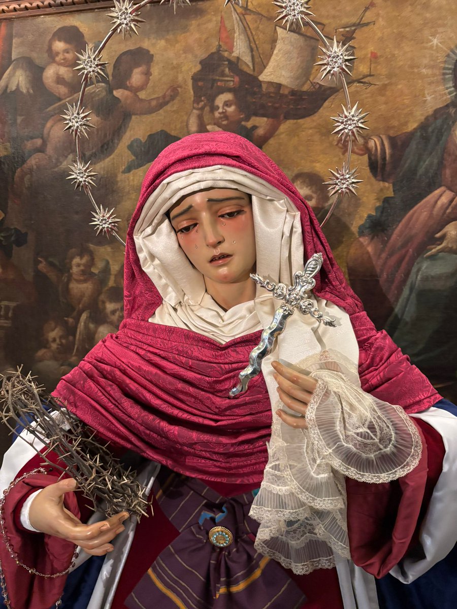 Nuestra Señora de las Lágrimas vestida con el tradicional atuendo hebreo para el tiempo de Cuaresma.