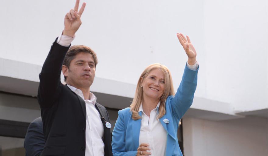 Tenemos la obligación de dejar de perder contra la runfla financiera que destruye la producción y el trabajo, la comunidad y la cultura. Objetivos claros, abriendo a la participación en las diferencias y con mecanismos en la toma de decisiones que prioricen el conjunto.