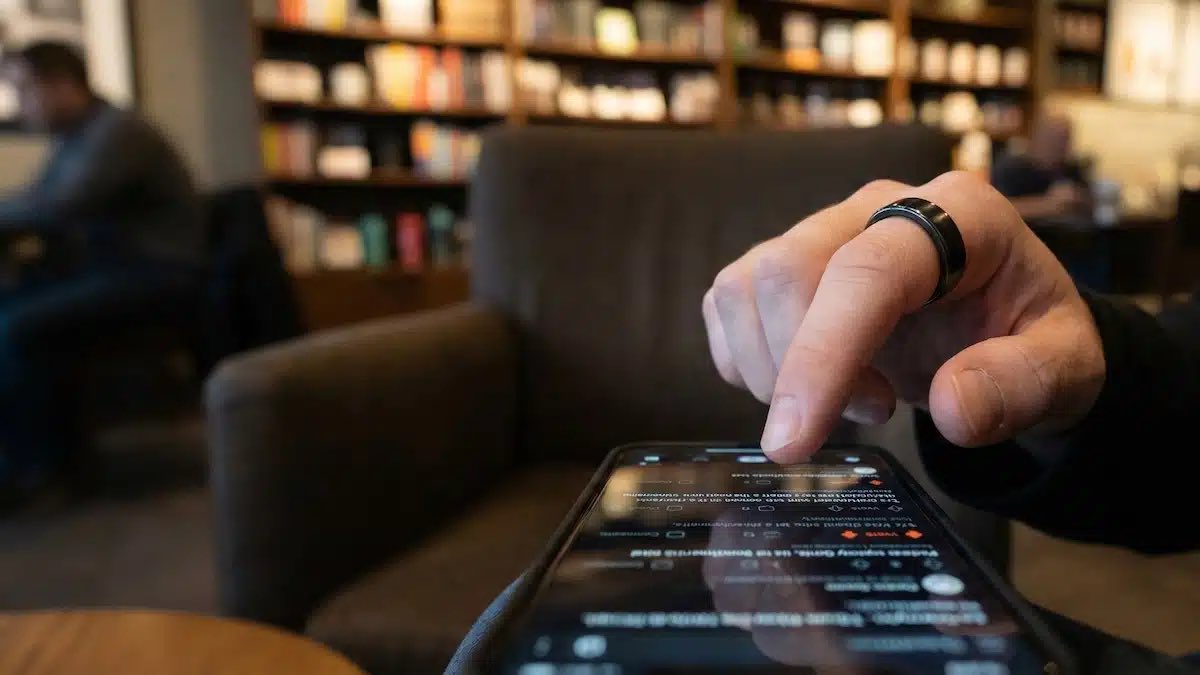 HFGEnthusiast's tweet image. Oura ring users experiment with open source app #oura #ouraring #smartring #wearabltech gadgetsandwearables.com/2026/02/11/our…
