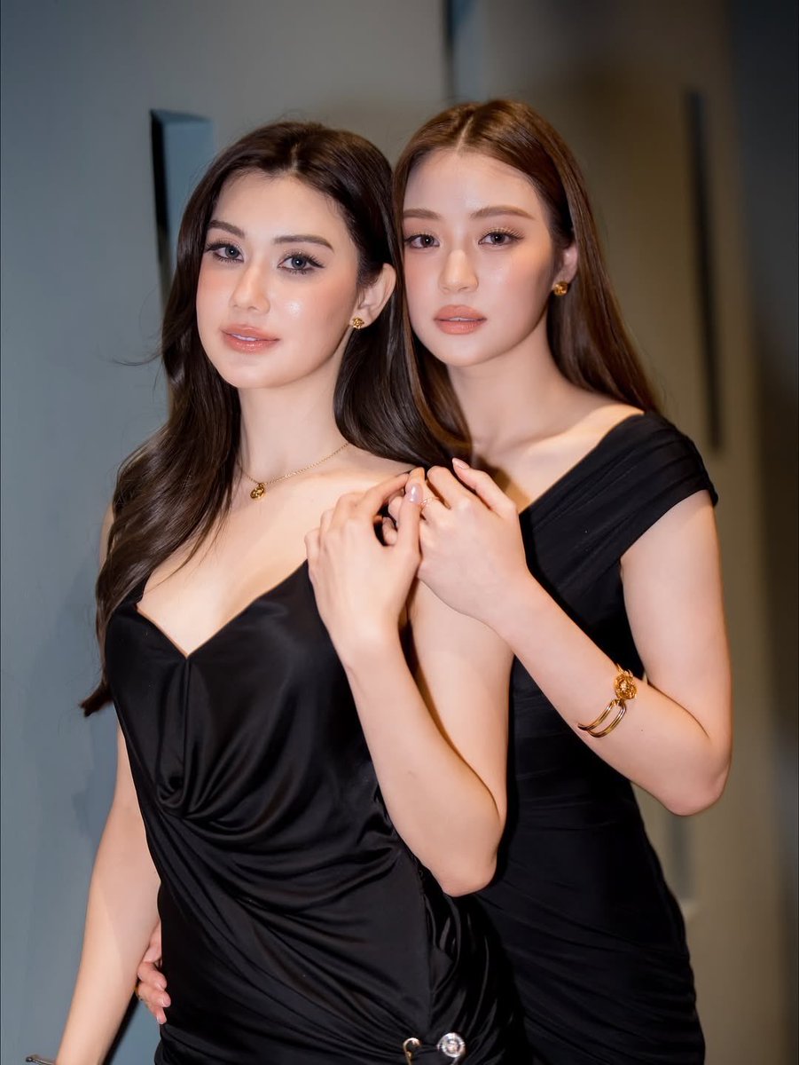 Patamm1's tweet image. คลั่งรัก                                       เหมาะสม