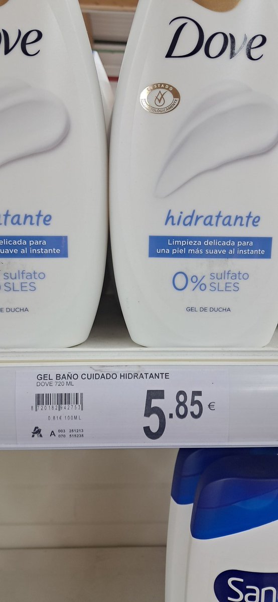 Seguimos sin freno en los precios y todas las Administraciones competentes mutadas.
Una tableta de chocolate de 100gr!!!casi 5 pavos, 48€/kg. Un bote gel casi 6 pavos!!. Gracias <a href="/alcampo/">Alcampo</a>