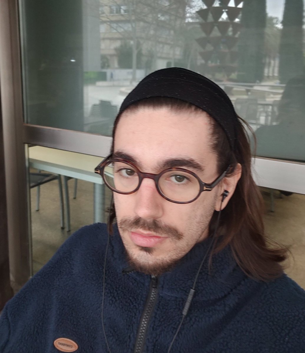 Mackenjo🐦 tweet media