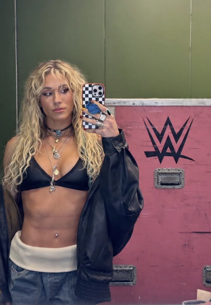 heavy 𝒅𝒖𝒕𝒚. 💦🦍 tweet media