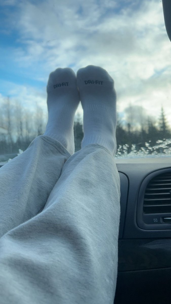 debt RT game 4 my gym socks! 

$5 per like, comment, share AND bookmarks count too :3 
5 comment limit. 
5 hours.

make it hurt.