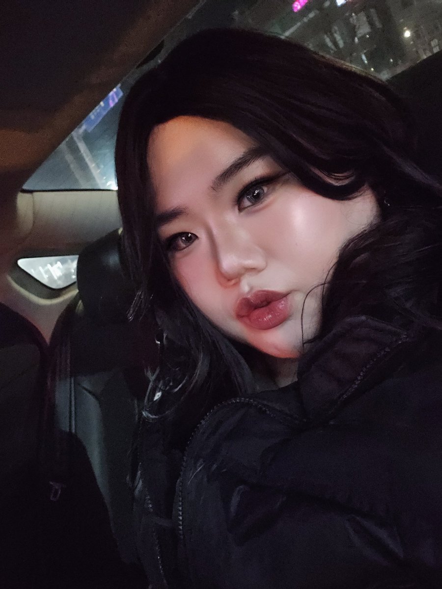 cd_GNa's tweet photo. 다들 오랜만~ 만날 준비되써?😝
#시디 #쉬멜 #러버 #게이 #보추 #여장남자 #bbw #육덕 #맘눌뎀 #조건녀 #테토녀 https://t.co/rN1KbiwCs4