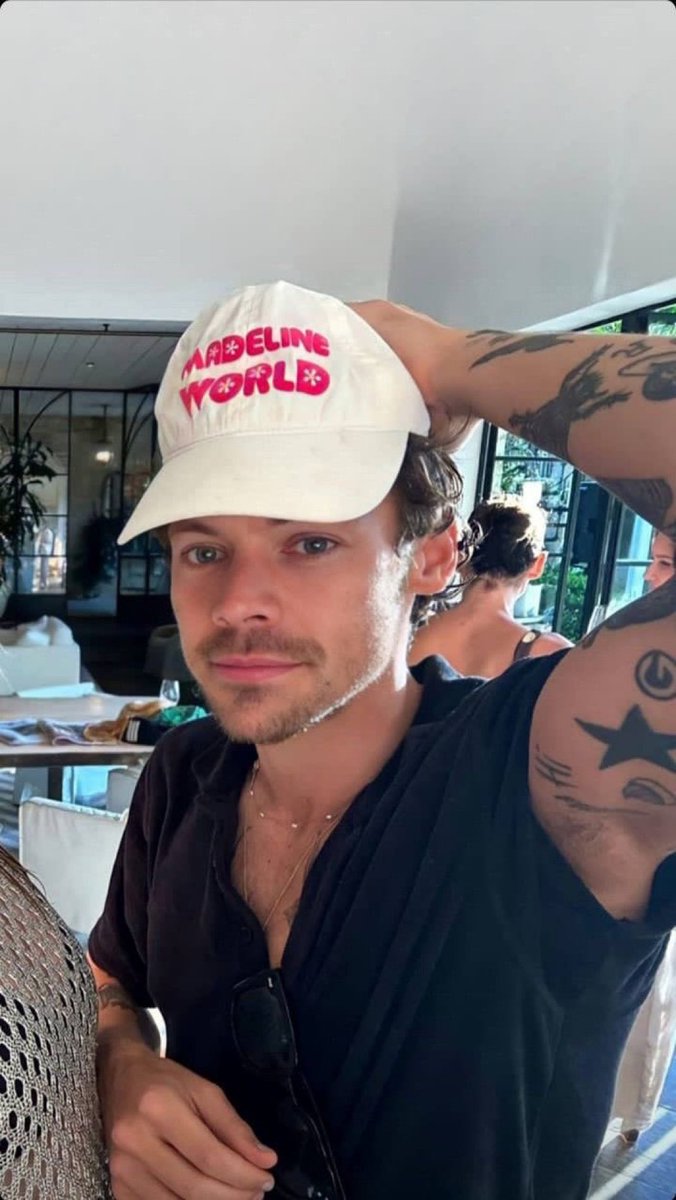 when this pic HIT the timeline it was like CRACK