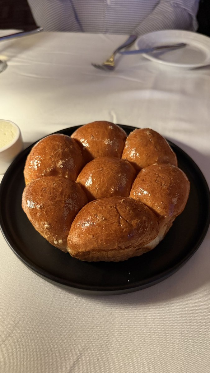 BrianOrtegaLV's tweet photo. Is Oscar’s Steakhouse the best Vegas Downtown Steakhouse? 

After my recent experience there it very well could be. Listen to my full breakdown on my new episode of @KeystoVegas 

🎧 https://t.co/UPqzBu6y0c https://t.co/AWm5cKGBq0
