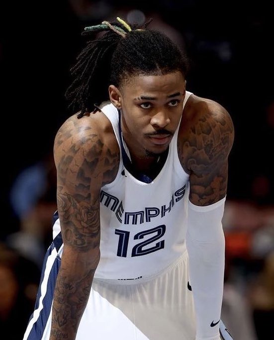 Ja Morant ficou surpreso por nenhuma equipe ter feito uma oferta de troca significativa por ele, isso também serviu como um “alerta” para o mesmo.

Via: <a href="/TomerAzarly/">Tomer Azarly</a>