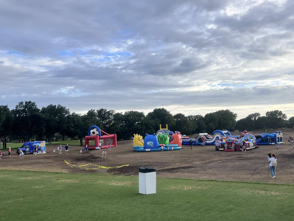 partymagictx's tweet image. Epic party? 

✅ Inflatable Party Magic delivers clean bounce house rentals &amp;amp; slides on time—20 yrs trusted in Weatherford. 
817-800-8618
 | Reserve: inflatablepartymagictx.com/weatherford-pa…

 #InflatablePartyMagic #PartyRentals